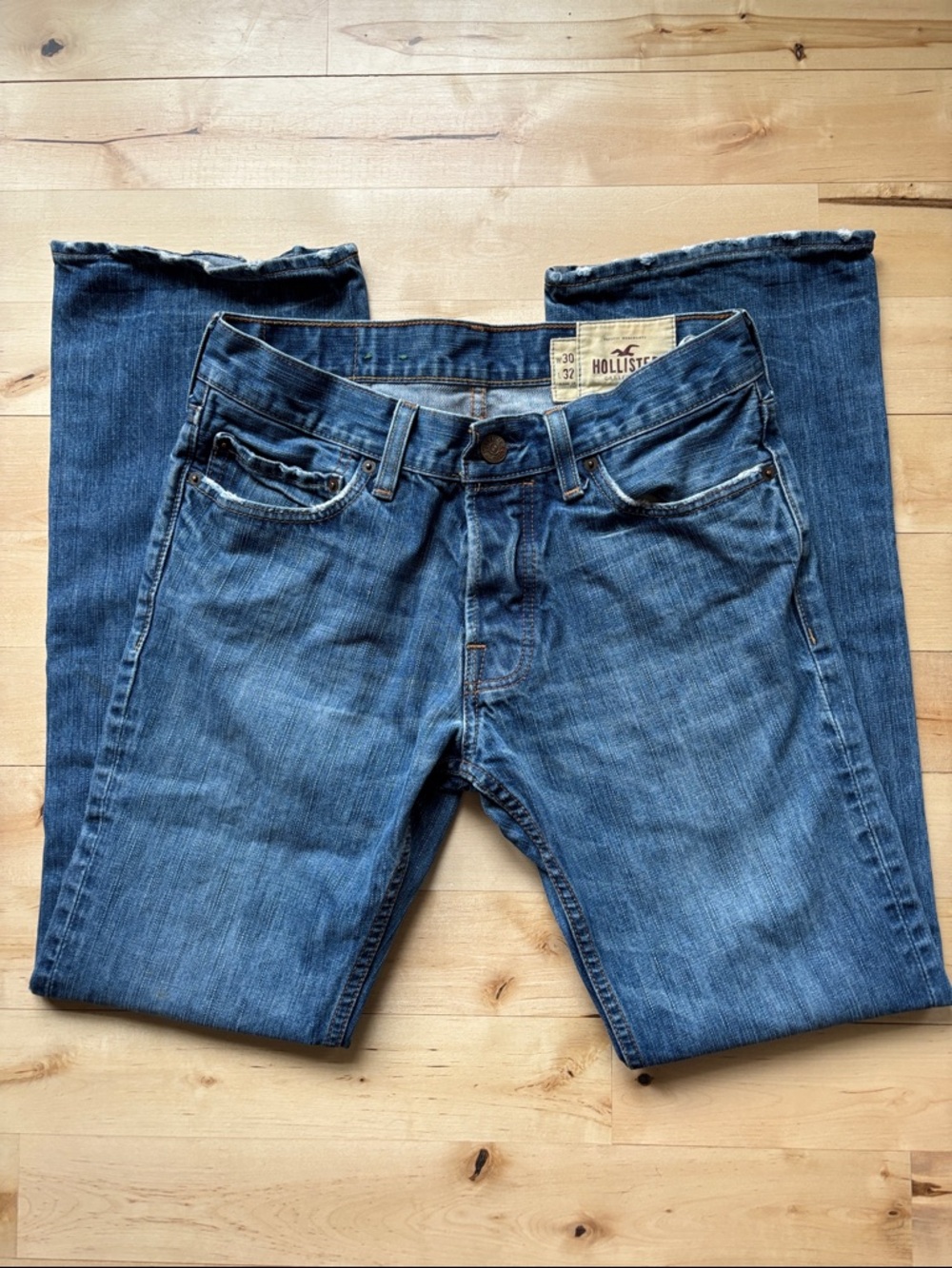 Men’s Hollister 30x32 button fly jeans